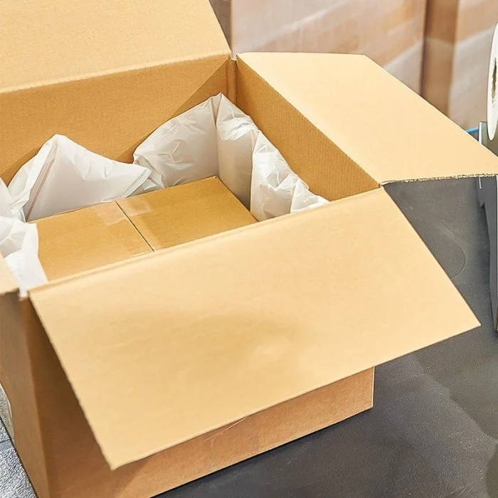 Perne De Aer BIO Pentru Sistem AirWave 1, 2 Denumire Folie cu bule, 4 camere, Lungime Rola 350 m, Dimensiuni 420 X 320 mm, Ma...