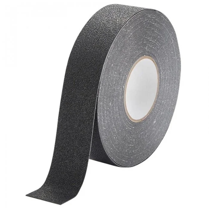 Banda Antialunecare Grosiera Lungime 18.3 m, Latime 50 mm, Culoare Negru / Galben, Tip Grosiera, Buc / Pachet 1-Benzi Adezive...