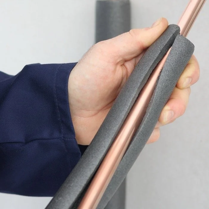 Izolatie Tevi Si Conducte Dimensiuni 28 x 9 mm, Culoare Gri, Metri Liniari / Cutie 240-Coltare Si Profile Din Polietilena Exp...